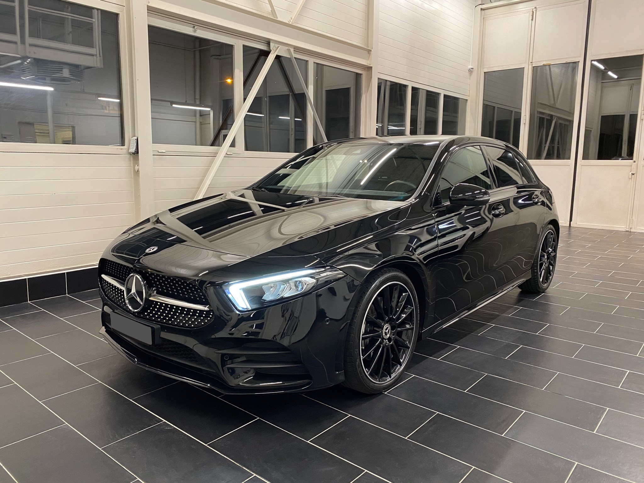 Mercedes-Benz A250